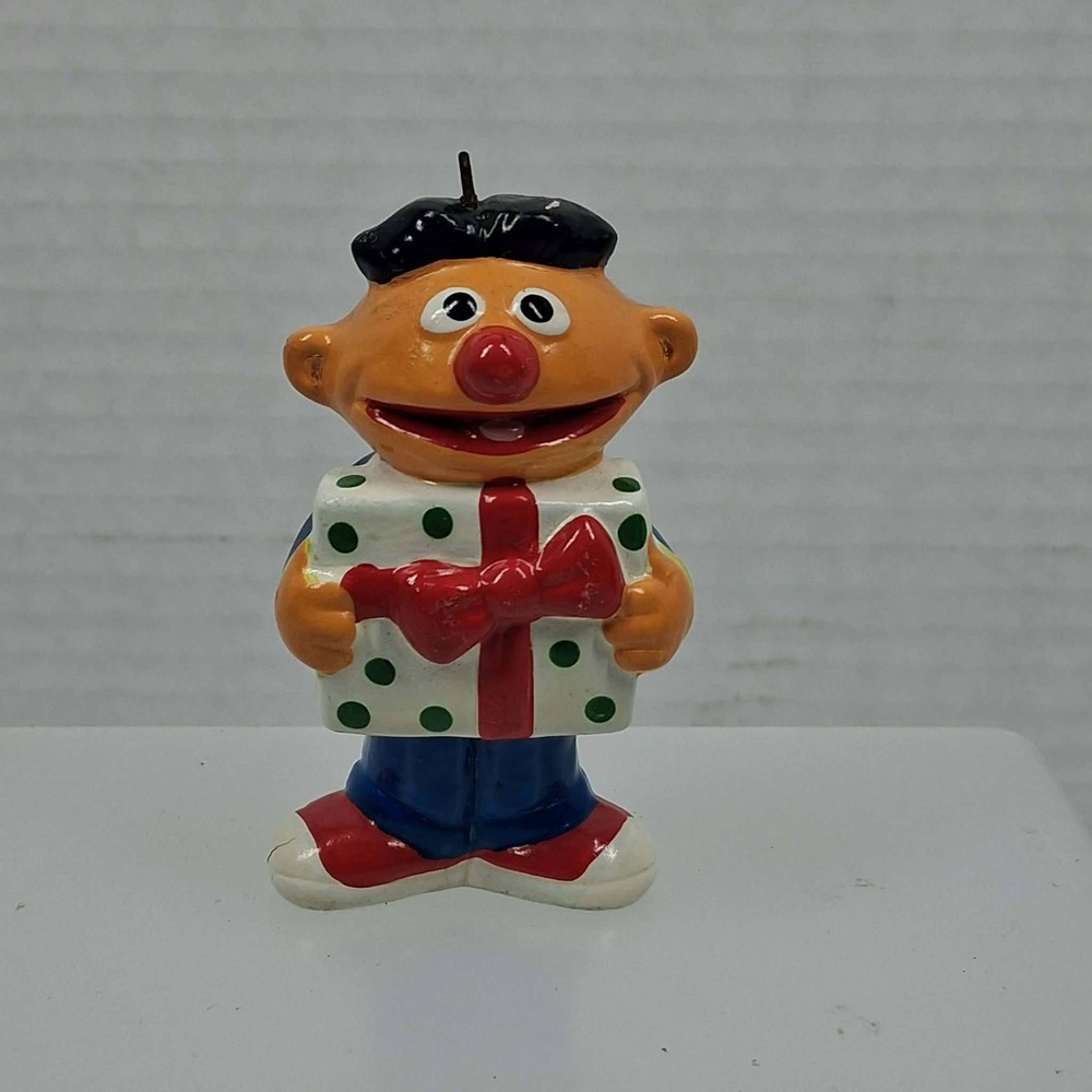 Vintage 1983 Sesame Street Ernie‎ Figurine Ornament Muppets Inc Gift Box 3.25"